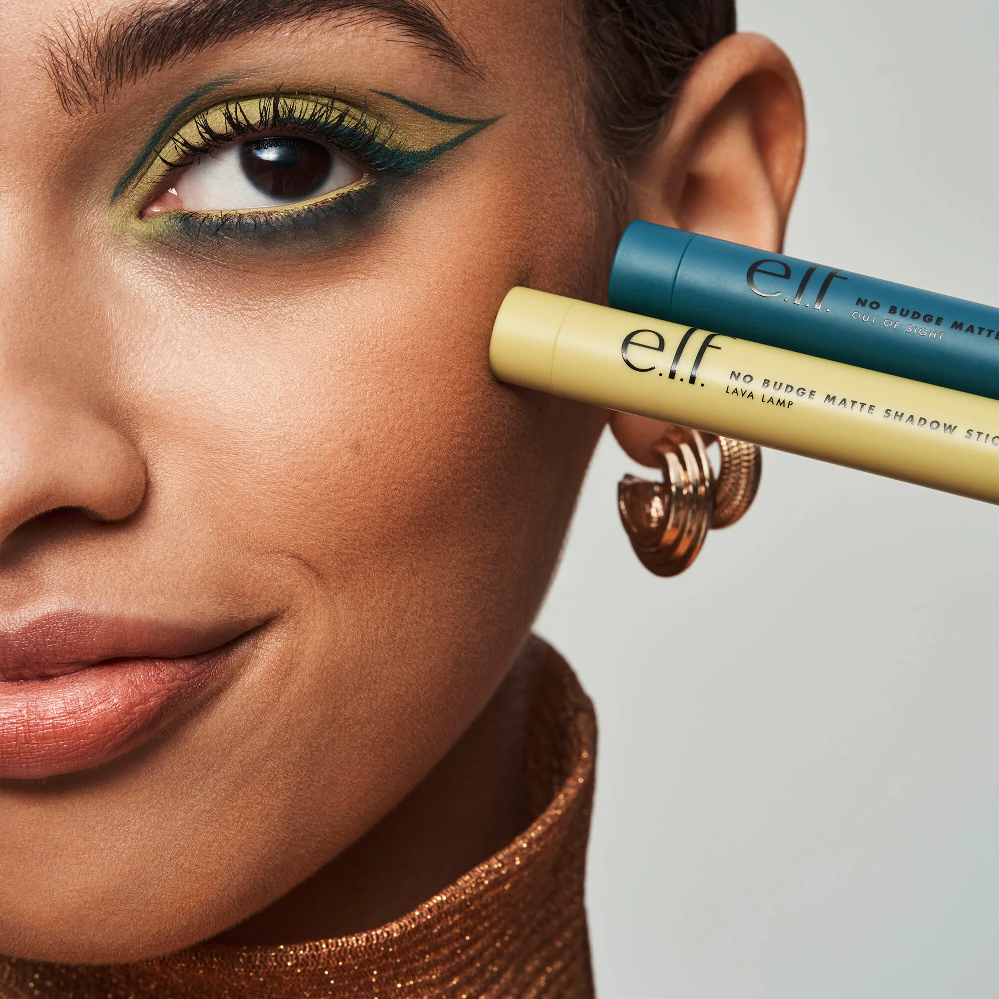 No Budge Matte Shadow Stick - Image 5